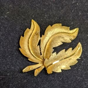 Vintage Signed B.S.K. Gold-Tone Leaf Brooch Pin